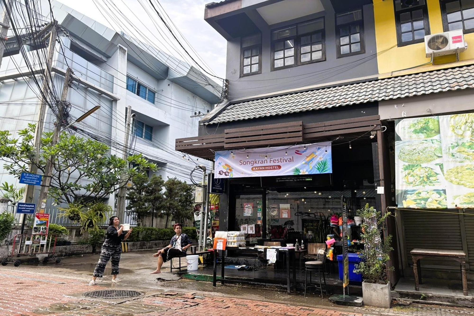 Kayan Hostel Chiang Mai Exterior photo
